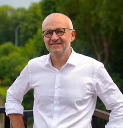 Laurent Ouvrard,
Directeur Général JRS RETTENMAIER France